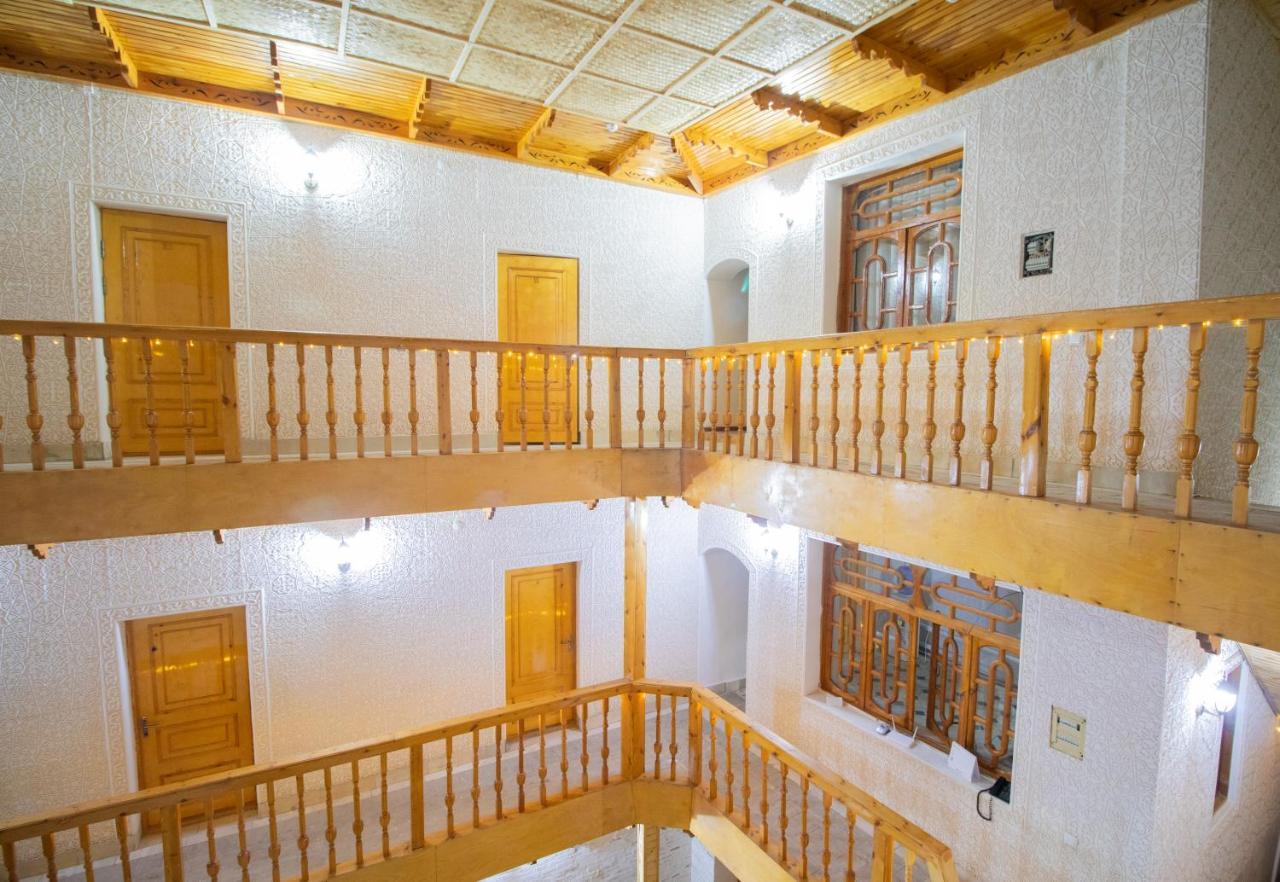 Bukhara Zaringiz Hotel ภายนอก รูปภาพ