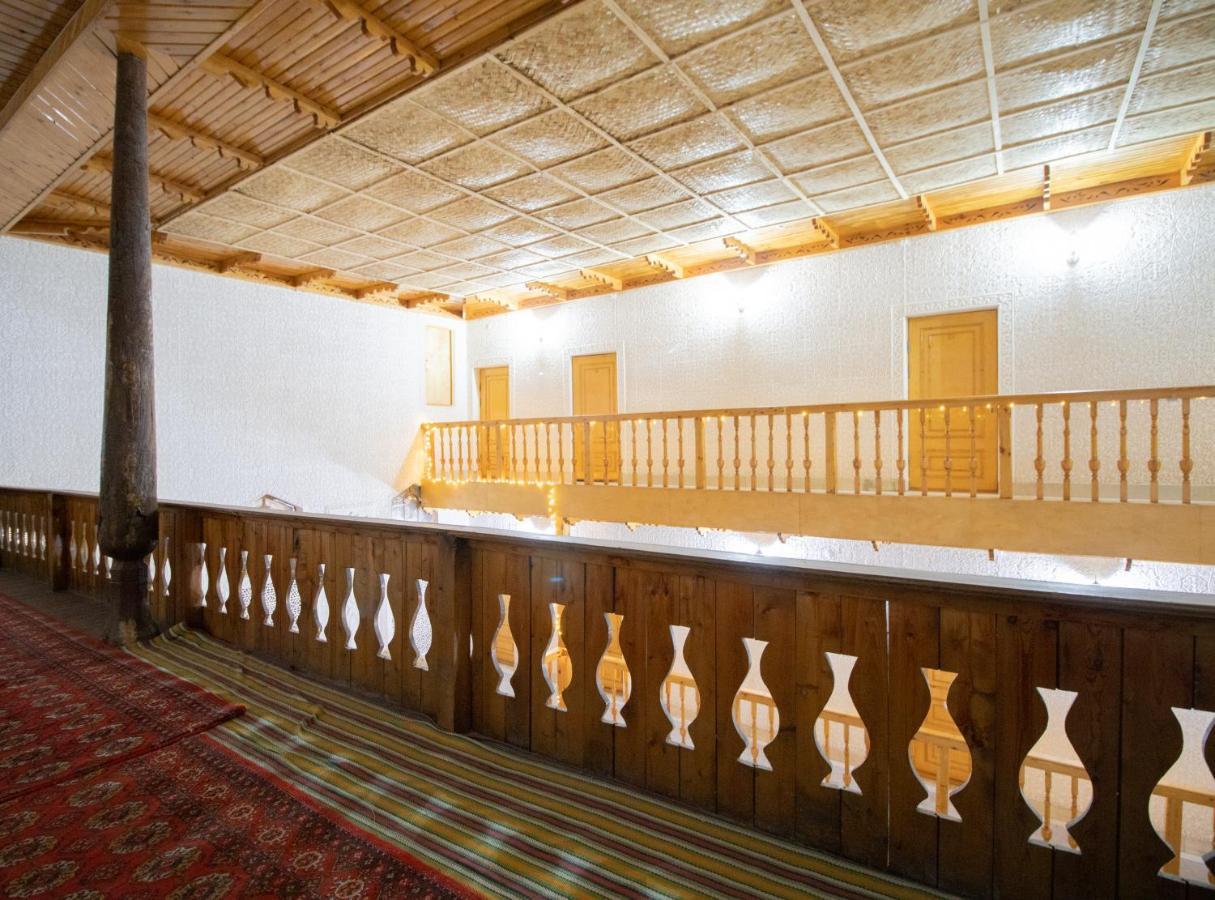 Bukhara Zaringiz Hotel ภายนอก รูปภาพ