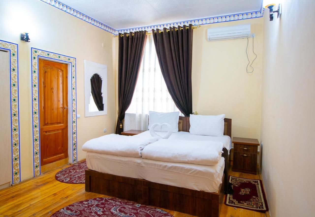 Bukhara Zaringiz Hotel ภายนอก รูปภาพ