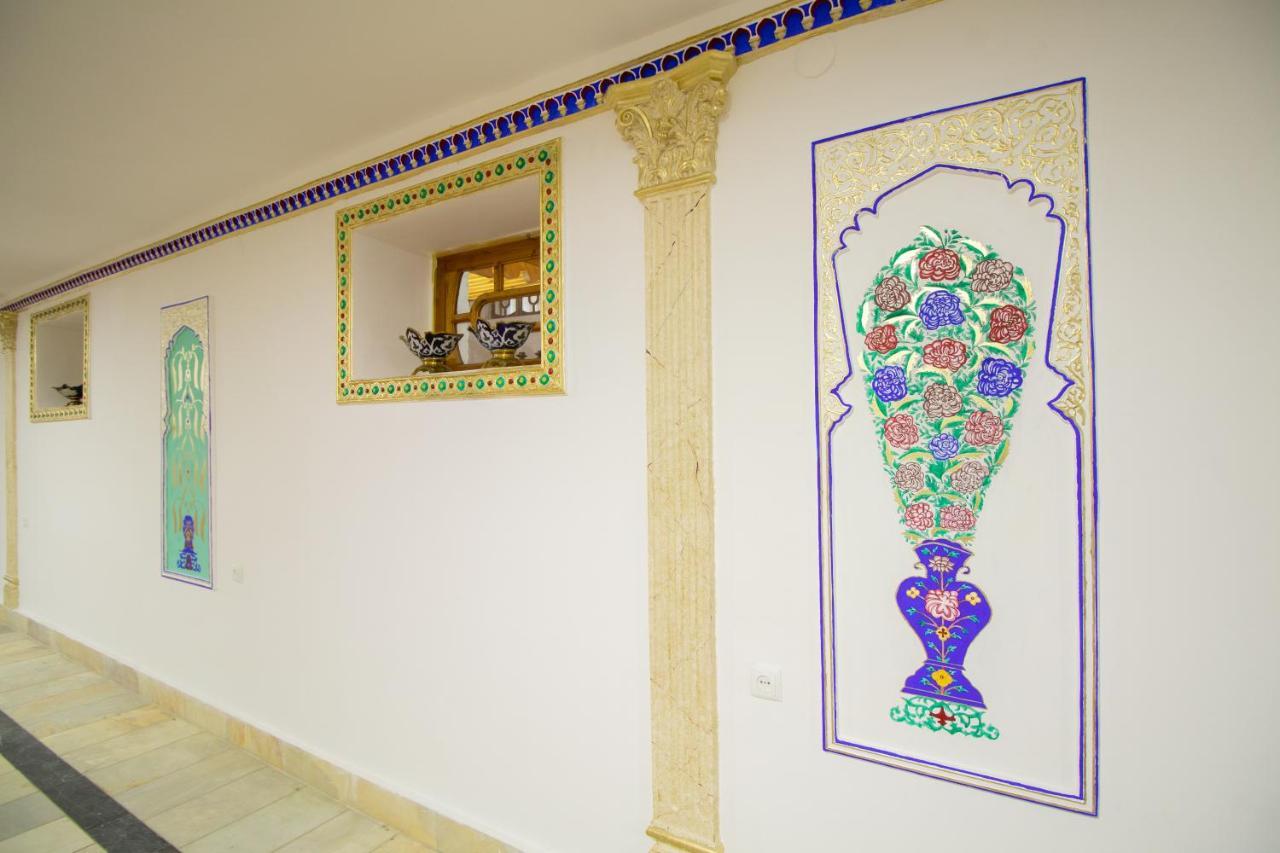 Bukhara Zaringiz Hotel ภายนอก รูปภาพ