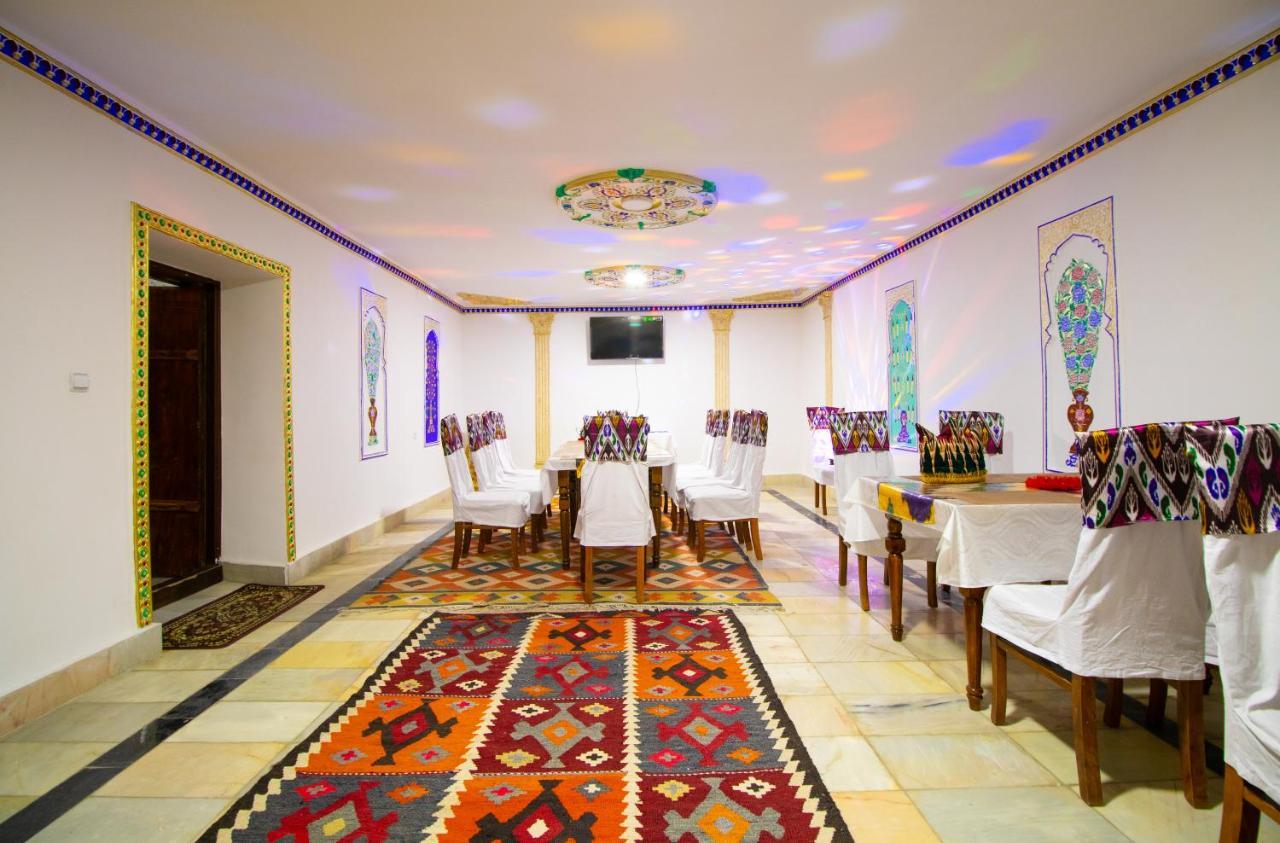 Bukhara Zaringiz Hotel ภายนอก รูปภาพ