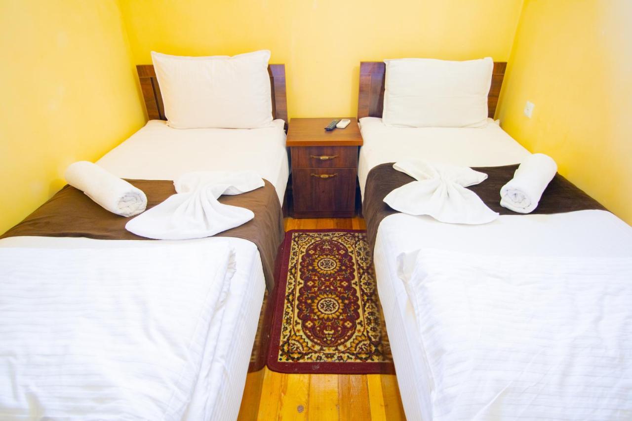 Bukhara Zaringiz Hotel ภายนอก รูปภาพ