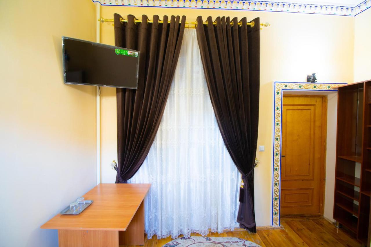 Bukhara Zaringiz Hotel ภายนอก รูปภาพ